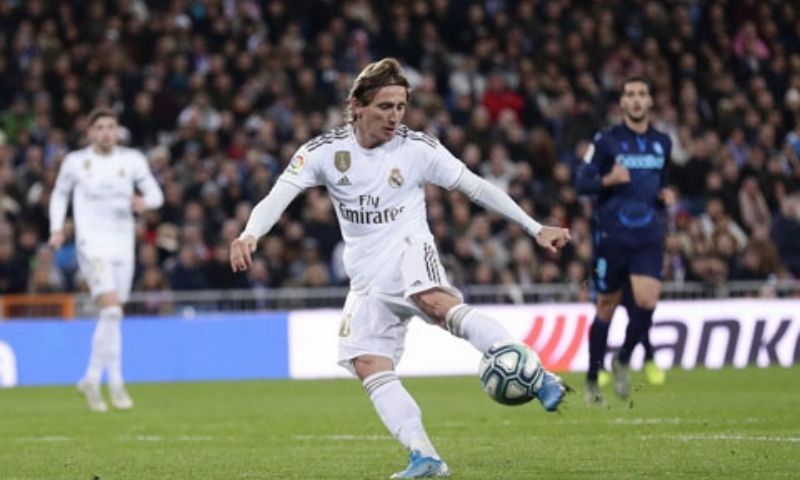 Giày hỗ trợ Luka Modric trong thi đấu như thế nào?